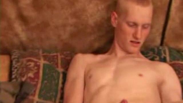 Amateur Dildo Jacking