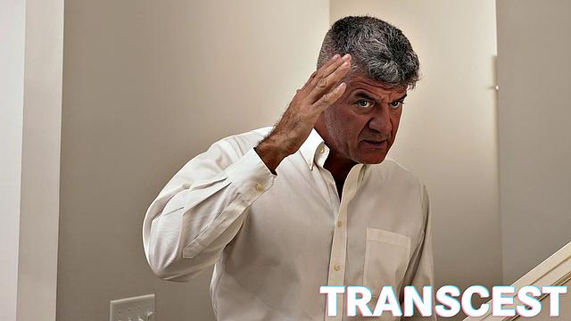 мускулистые братки, татухи и семейные тайны на новый лад