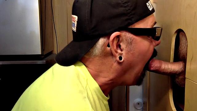 Gloryhole amateur daddy sucks BFs cock very deep