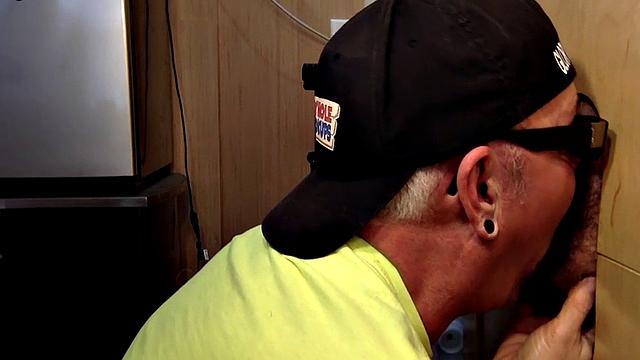 Gloryhole amateur daddy sucks BFs cock very deep
