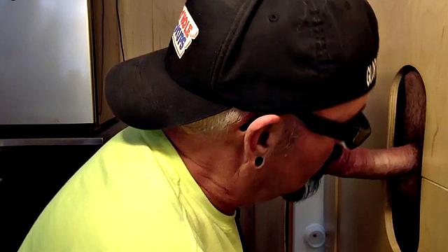 Gloryhole amateur daddy sucks BFs cock very deep