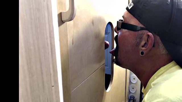 Gloryhole amateur daddy sucks BFs cock very deep