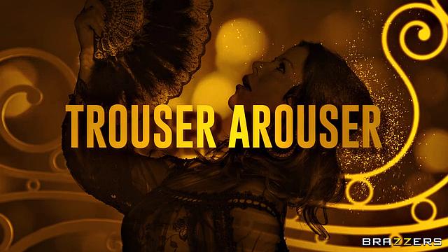 Алексис Фокс устраивает исторический анальный приём для Мика Блу и шутит про торт, но подает только свою жопу.