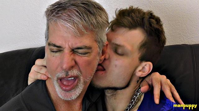Passionate Gay Kisses 43 - Jake Skittles, Richard Lennox