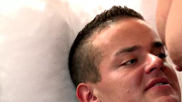 Huge Peaches & Cream