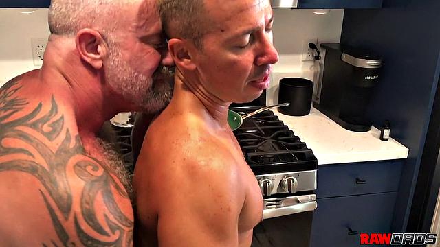 A Steamy Creampie Makes Him Cum - Lance Charger & Dominik Rider