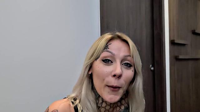 Nayomi Sharp Giving a Blowjob Before Tattooing