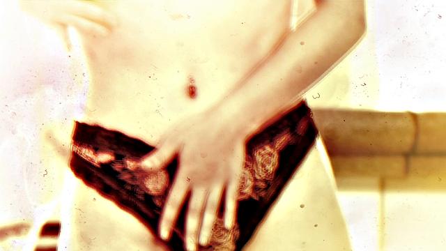 Slender Blonde Jamie Jett Pleases Boss