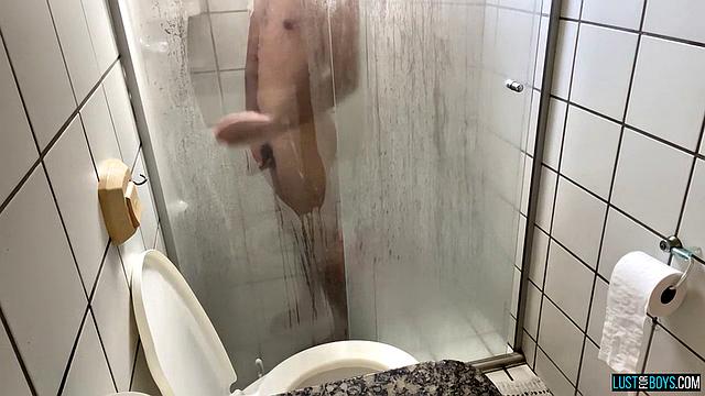Jerking Off with Henry - Henry Lynes