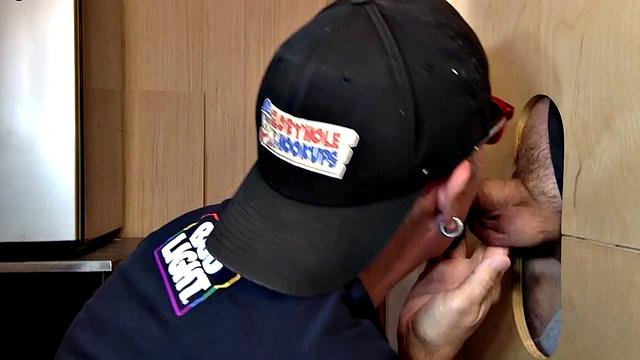 Mature gloryhole gay sucks till cum in mouth