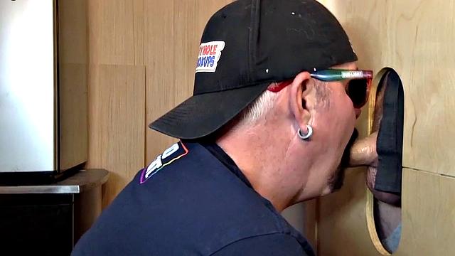 Mature gloryhole gay sucks till cum in mouth