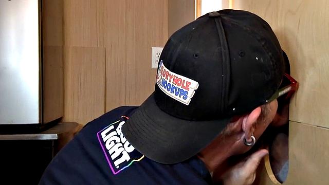 Mature gloryhole gay sucks till cum in mouth