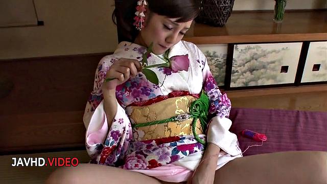 Naughty JAV Star Rei Mizuna Ignites Passionate Show in Japan