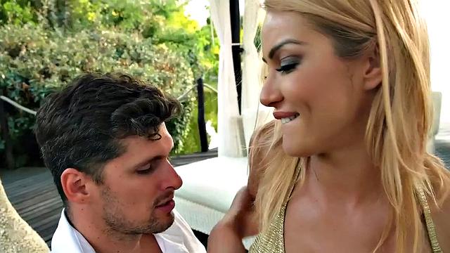 Stunning MILF pounded anally outdoors by BF