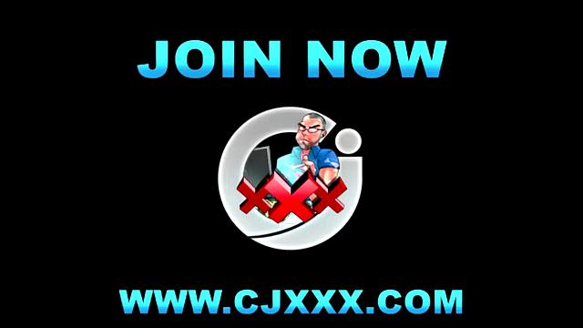 Skinny Ariel Webcam Stroke Show