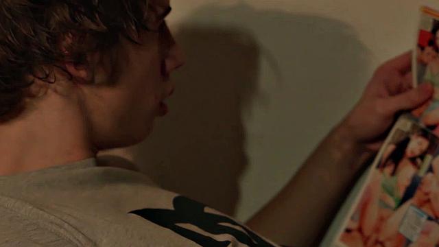 Victor Barebacks Two Twinks