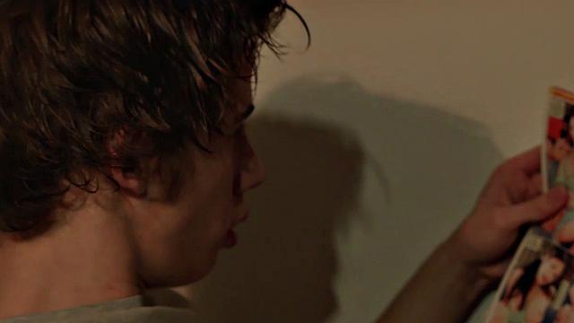 Victor Barebacks Two Twinks