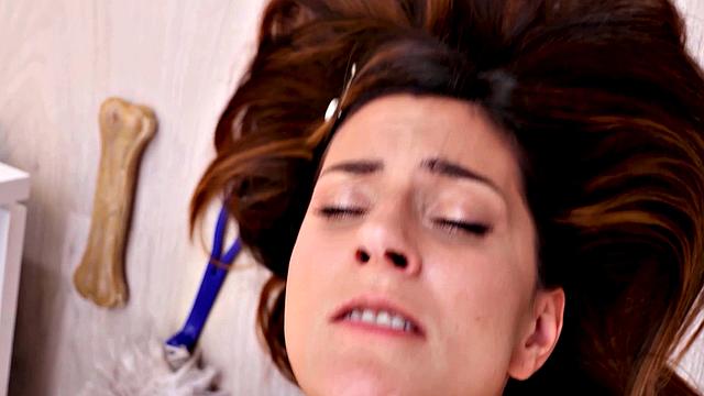 STUCK4K. Sex with sweetheart is more important for girl than cleaning