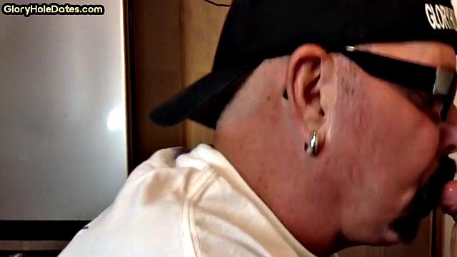 Naughty DILF in glory hole