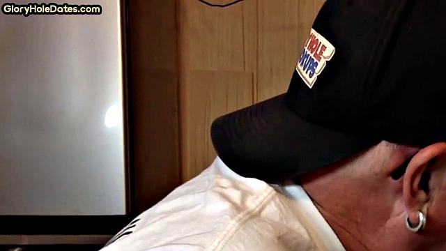 Naughty DILF in glory hole