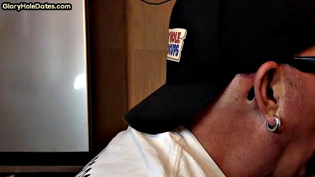 Naughty DILF in glory hole