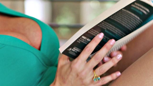 Her Romance Novel Vol 2 Episode 1