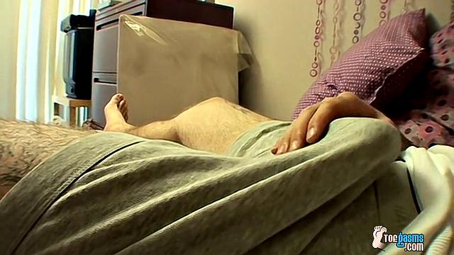 Evan Heinze Has Fun with Sock on Cock