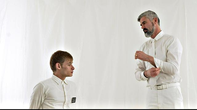 президент оукс жёстко трахает elder star на кастинге