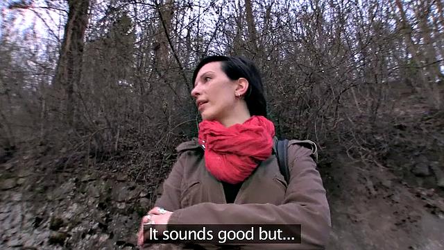 Watch this fakeModellingcontract turn into a cum-filled adventure for cash