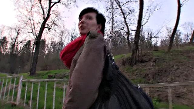 Watch this fakeModellingcontract turn into a cum-filled adventure for cash