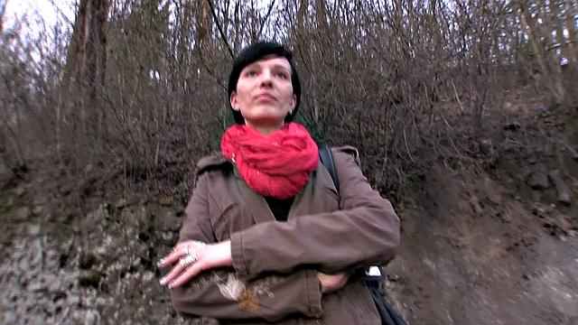 Watch this fakeModellingcontract turn into a cum-filled adventure for cash