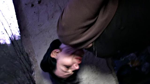 Watch this fakeModellingcontract turn into a cum-filled adventure for cash