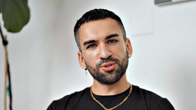 Solo amateur jock jerks cock till cum after casting