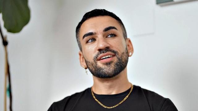 Solo amateur jock jerks cock till cum after casting