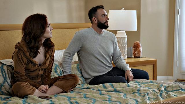 The Hot Wives 6 Scene 4 - Naughty encounter