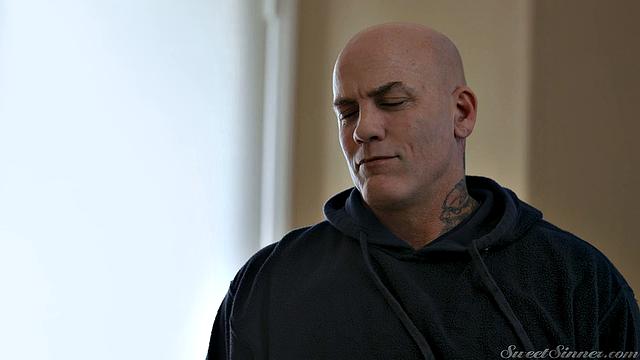 Фрея Паркер изменяет мужу с Уиллом Паундером в спальне