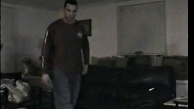 Дино кончает в рот и шутит про чаевые