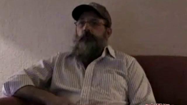 Our host met Bobby at a convenience store and gave him his card. This bearded redneck truck driver called later, wanting to hook up. From his appearance, one might assume Bobby is a top, but not so.