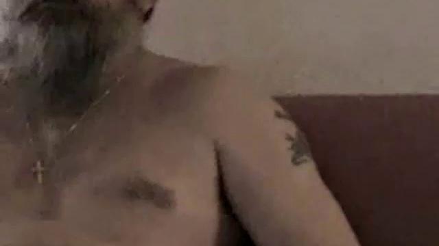 Our host met Bobby at a convenience store and gave him his card. This bearded redneck truck driver called later, wanting to hook up. From his appearance, one might assume Bobby is a top, but not so.