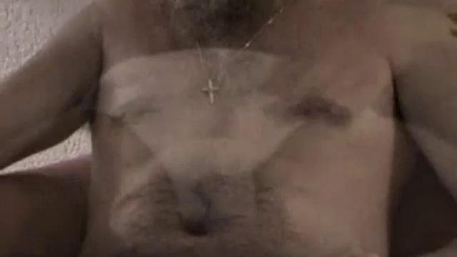 Our host met Bobby at a convenience store and gave him his card. This bearded redneck truck driver called later, wanting to hook up. From his appearance, one might assume Bobby is a top, but not so.