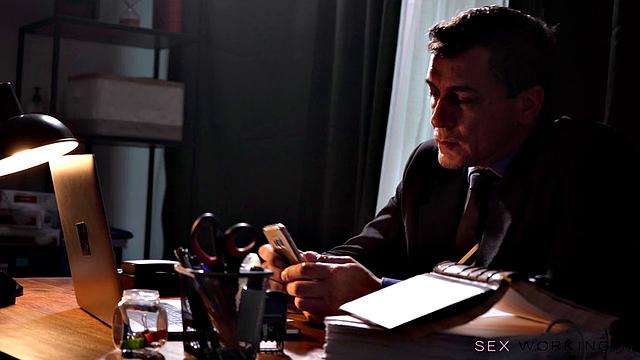 Hard worker seeks double pleasure