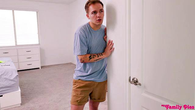 My Hot Stepsister Is Just So Hot - S28:E4