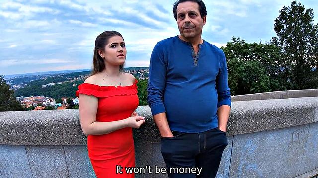 HUNT4K. Curvy girl gets properly nailed in front of her dad