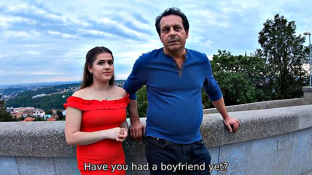 HUNT4K. Curvy girl gets properly nailed in front of her dad