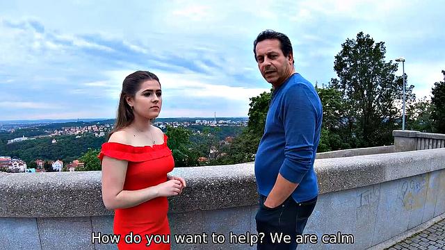 HUNT4K. Curvy girl gets properly nailed in front of her dad