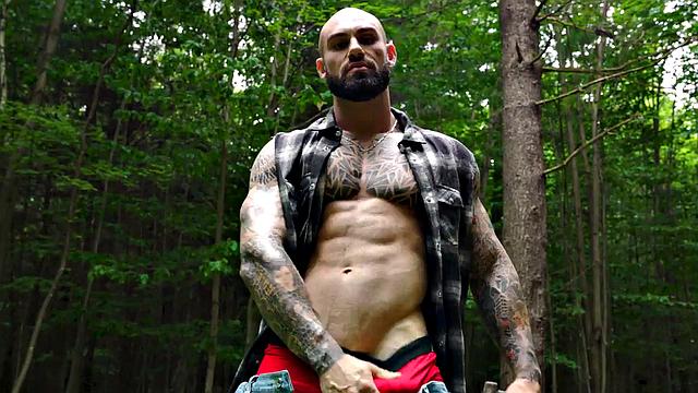 Smoking Hot. Axel Reed