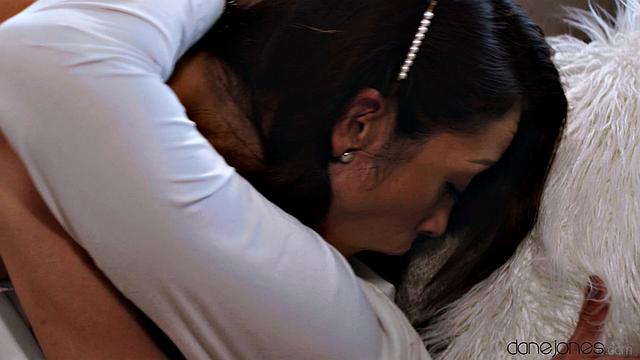 Latina discovers pleasure