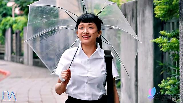 Han Yan Teases in AV Jiali