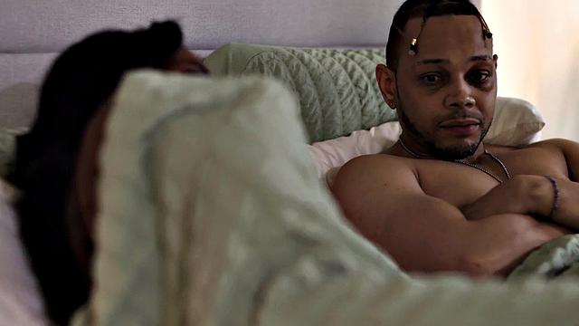 Черная сводная сестра не может насытиться членом брата