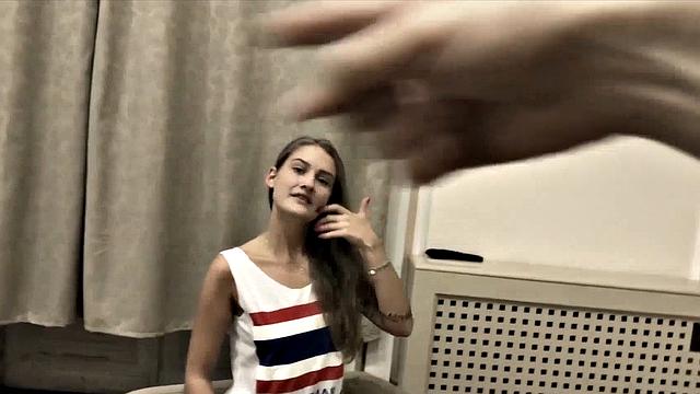 венгерка тиффани татум трахается миссионерской с толстым хуем